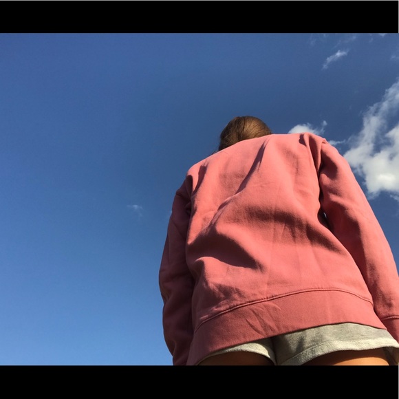 Pink sweatshirt! - Picture 2 of 6